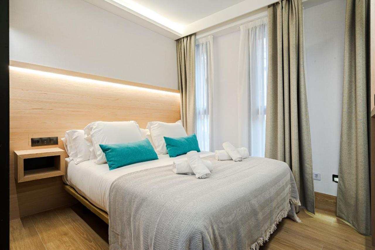 Feelathome Ventas Suites Madrid Buitenkant foto